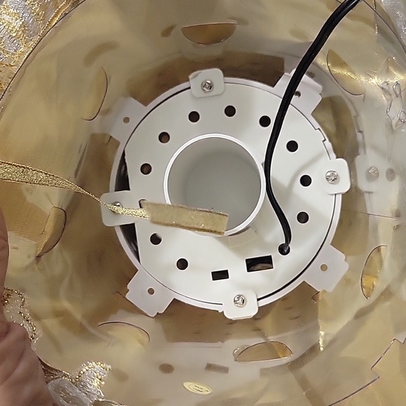 Holiday Style 12" Fiber Optic lighted Angel Tree topper - Picture 4 of 13